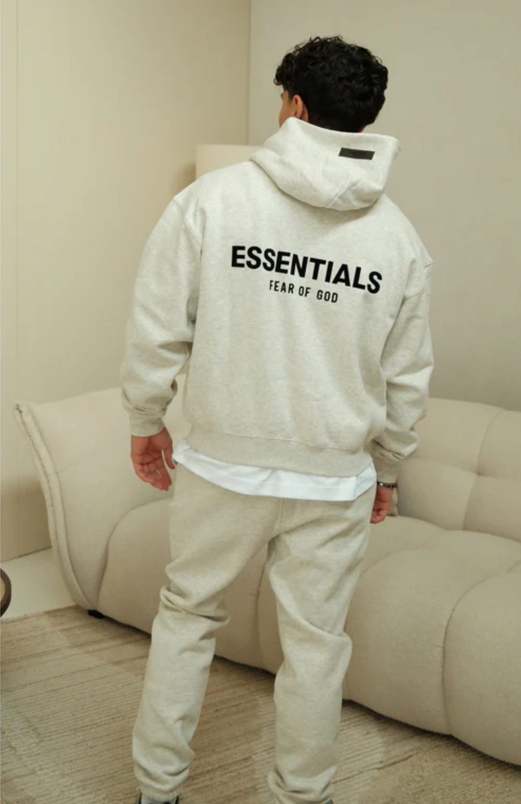 Ensemble Essentials Gris